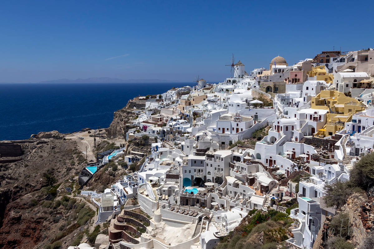 Oia houses in Santorini