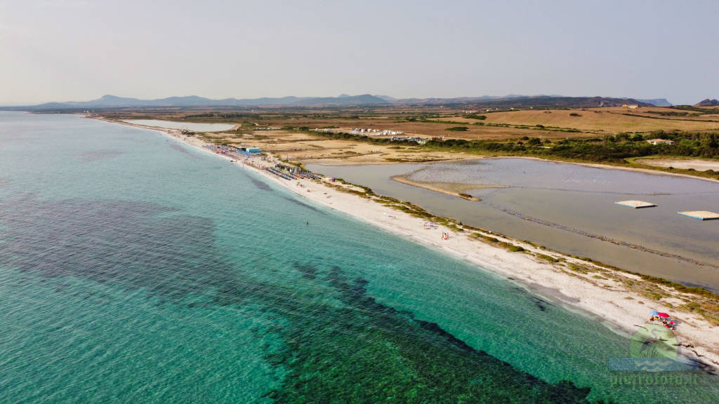 La spiaggia della saline dal drone