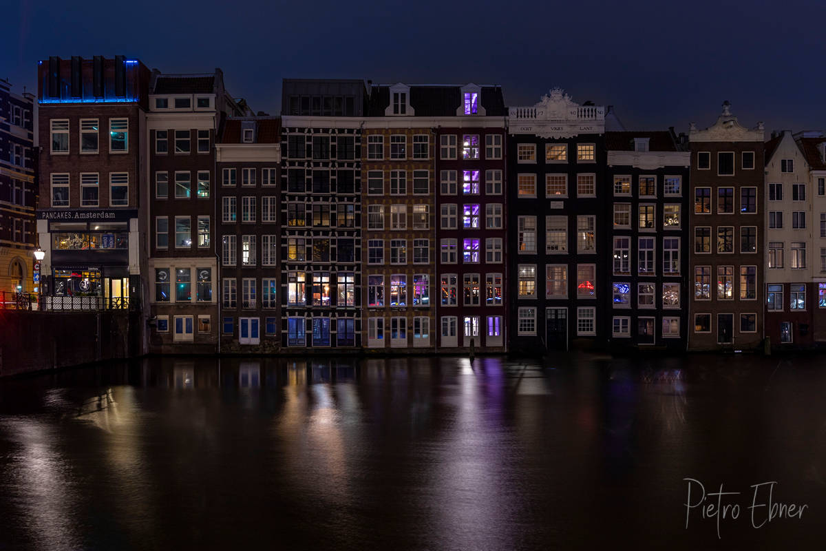 Amsterdam by night