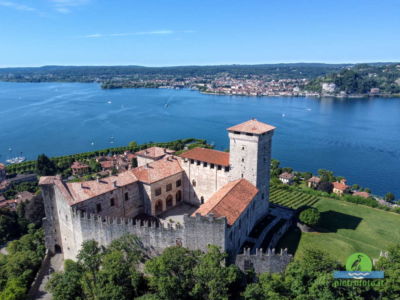 La rocca di Angera dal drone