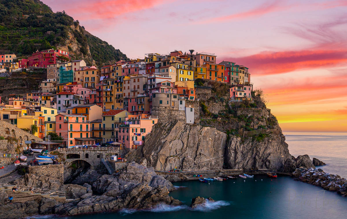 Color houses in Manarola